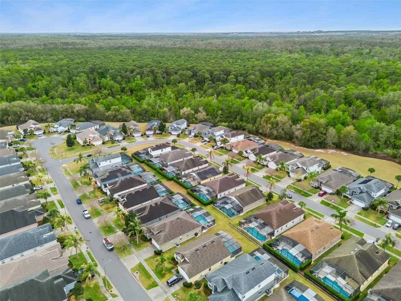 Slide show image of the Orlando Florida Home for Sale 29