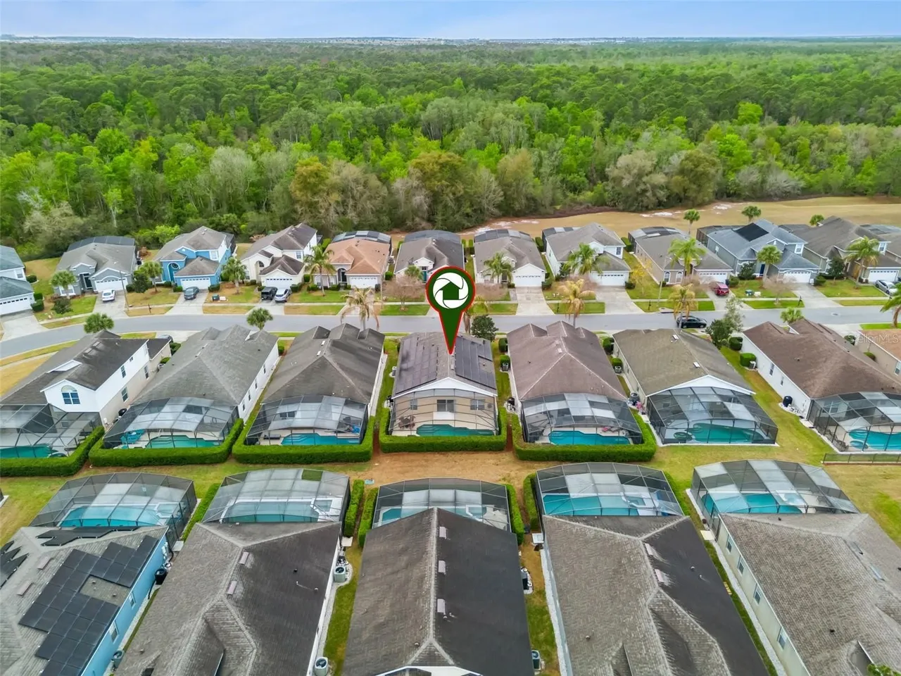 Slide show image of the Orlando Florida Home for Sale 34