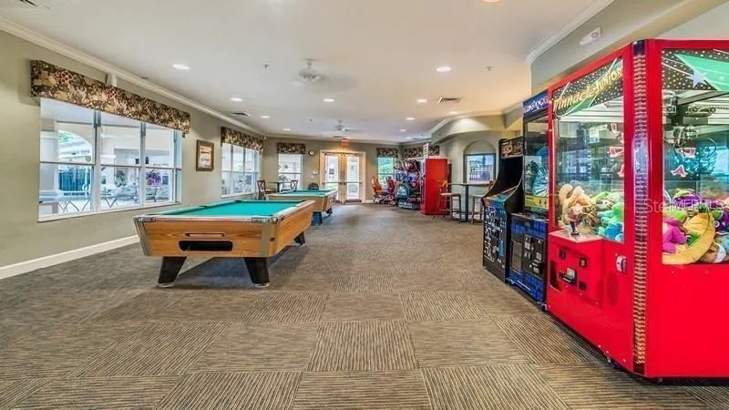 Slide show image of the Orlando Florida Home for Sale 41