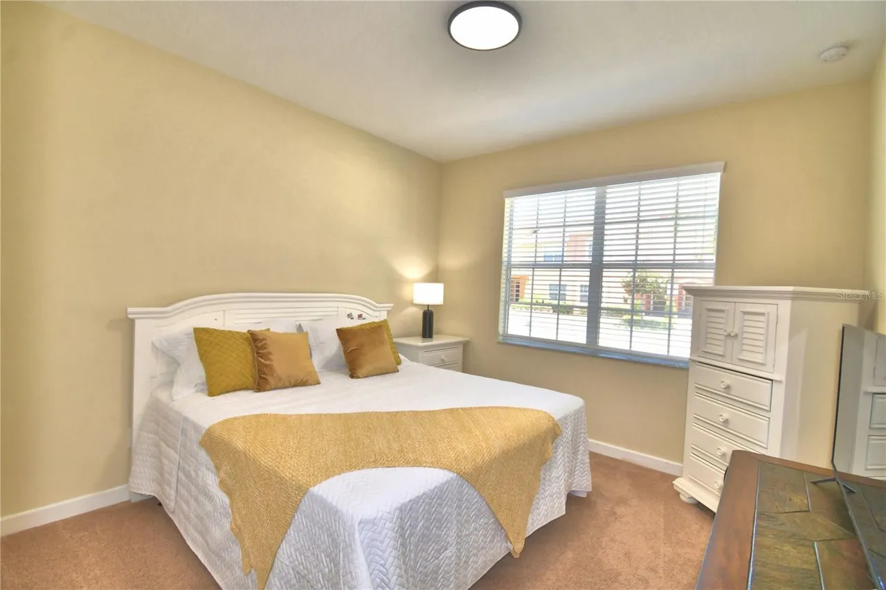 Slide show image of the Orlando Florida Home for Sale 07