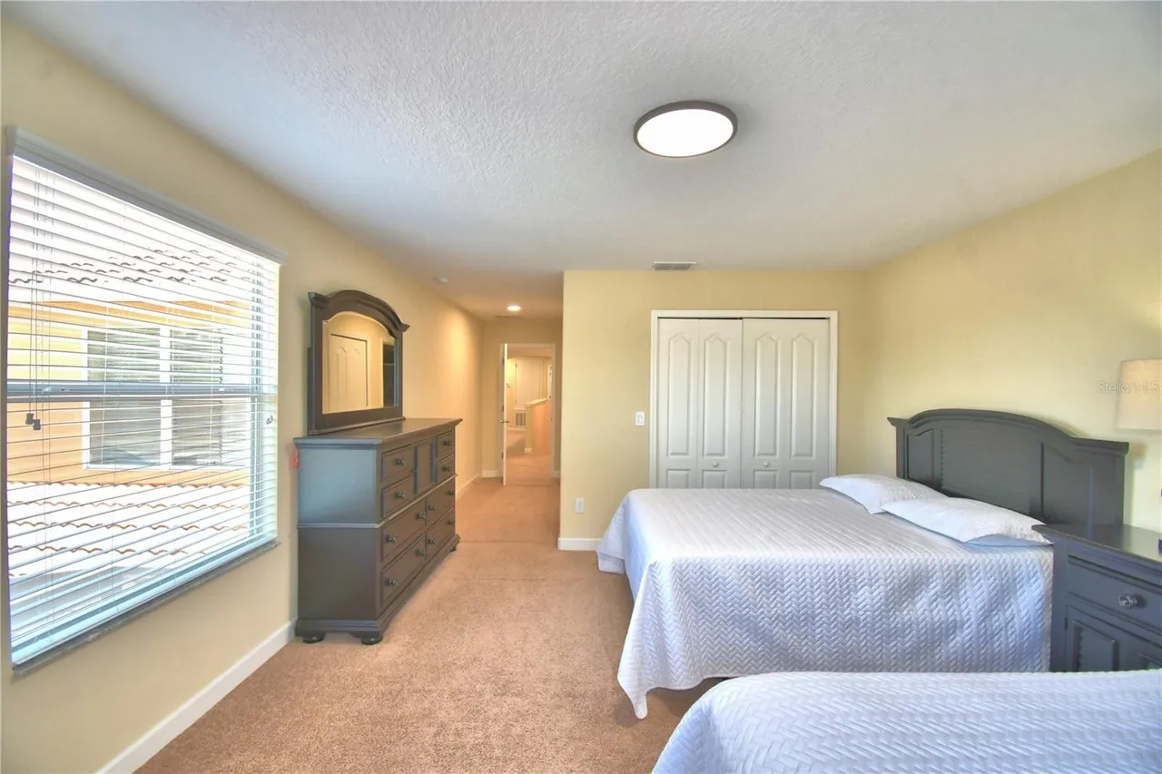Slide show image of the Orlando Florida Home for Sale 55