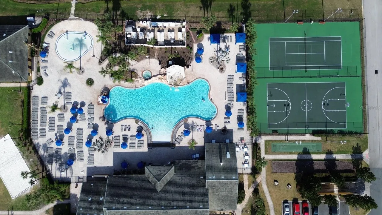 Slide show image of the Orlando Florida Home for Sale 62