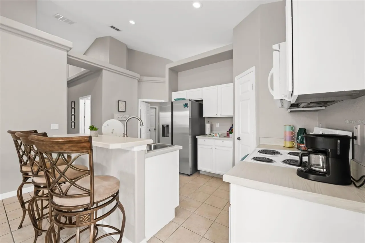 Slide show image of the Orlando Florida Home for Sale 21