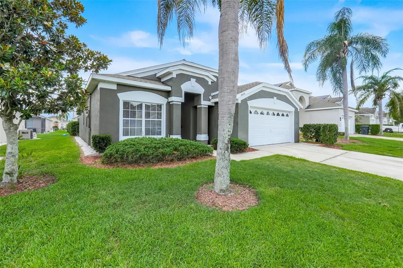 Slide show image of the Orlando Florida Home for Sale 03