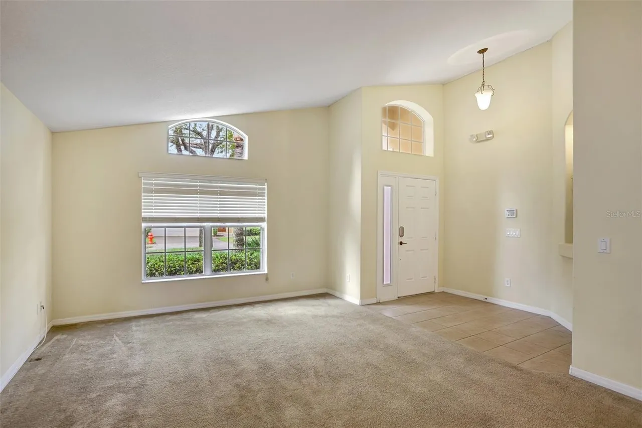 Slide show image of the Orlando Florida Home for Sale 02