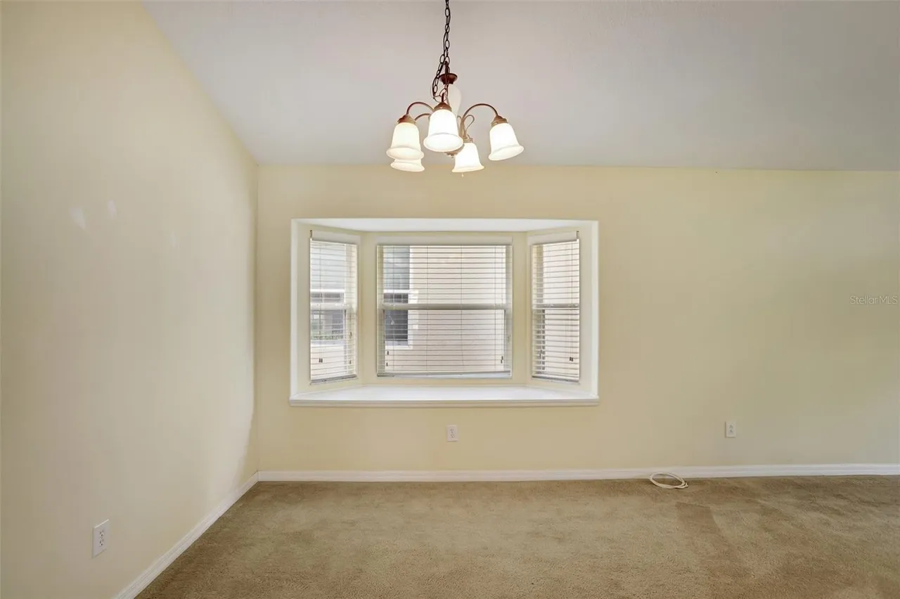 Slide show image of the Orlando Florida Home for Sale 04
