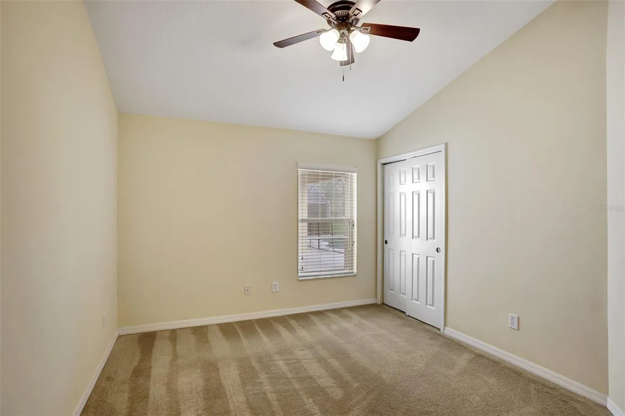 Slide show image of the Orlando Florida Home for Sale 25
