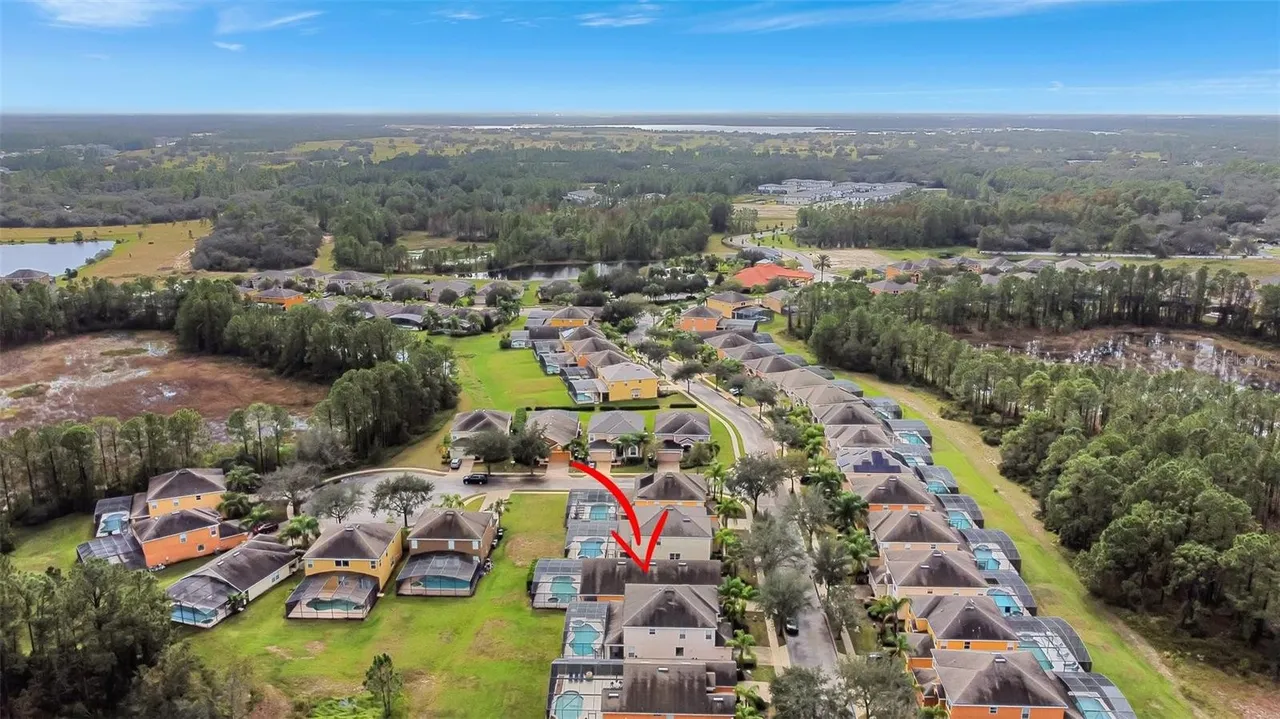 Slide show image of the Orlando Florida Home for Sale 39