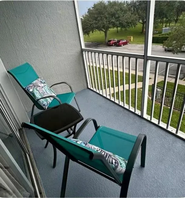 Slide show image of the Orlando Florida Home for Sale 12