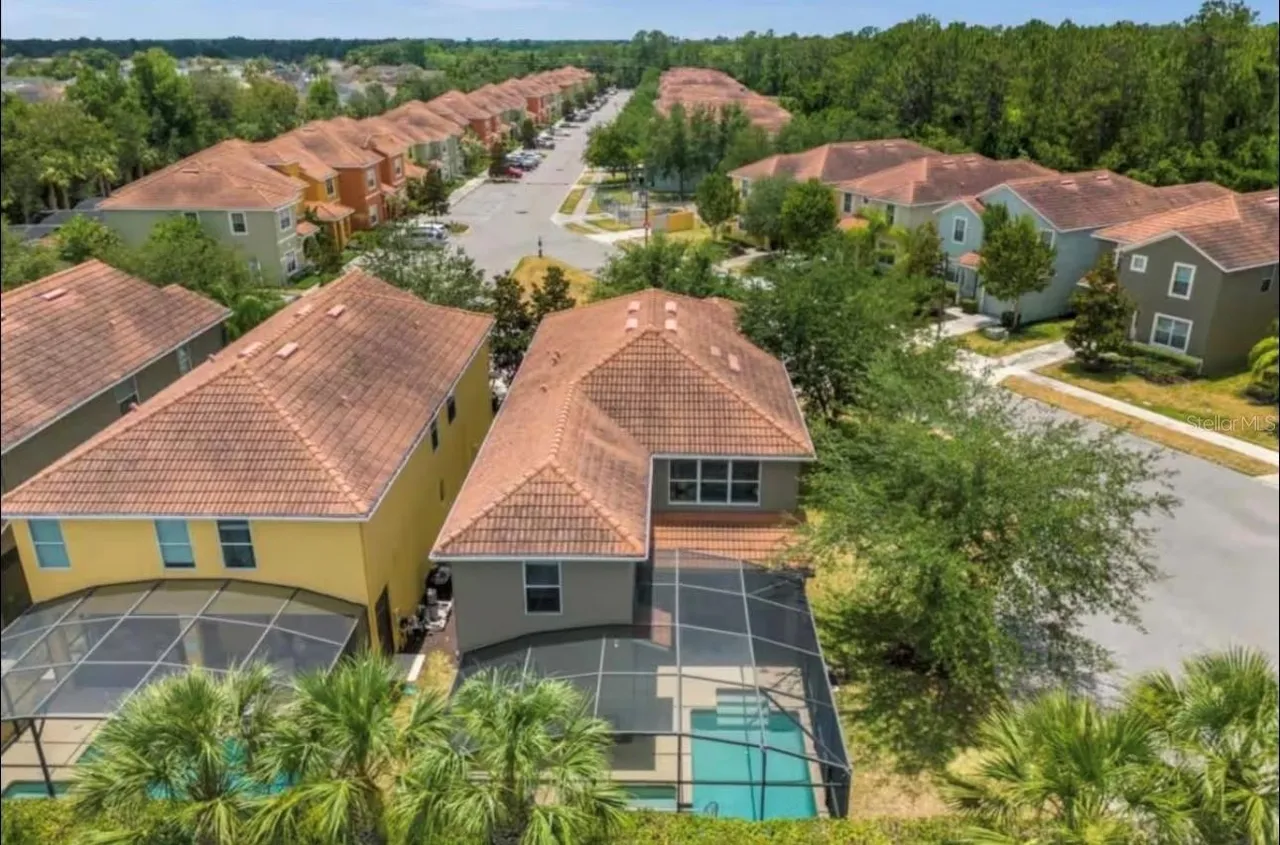 Slide show image of the Orlando Florida Home for Sale 02