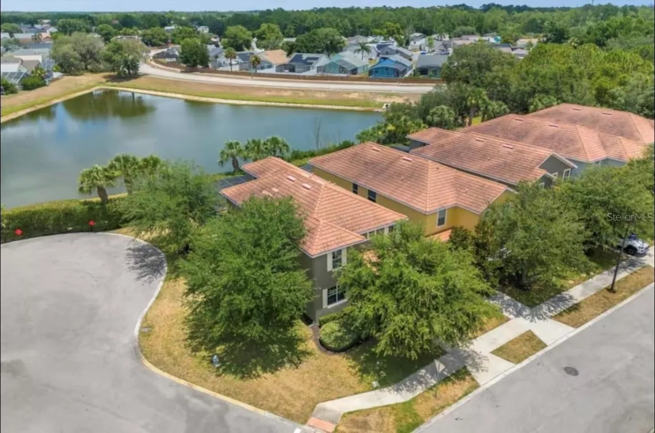 Slide show image of the Orlando Florida Home for Sale 03