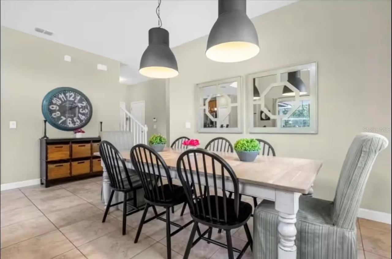 Slide show image of the Orlando Florida Home for Sale 08