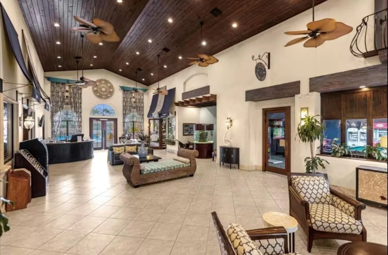 Slide show image of the Orlando Florida Home for Sale 54